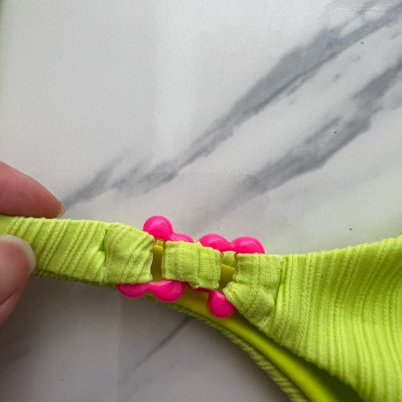 Kiwi (lime green), April Plisse Monokini one piece swimsuit XL - Picture 2 of 5